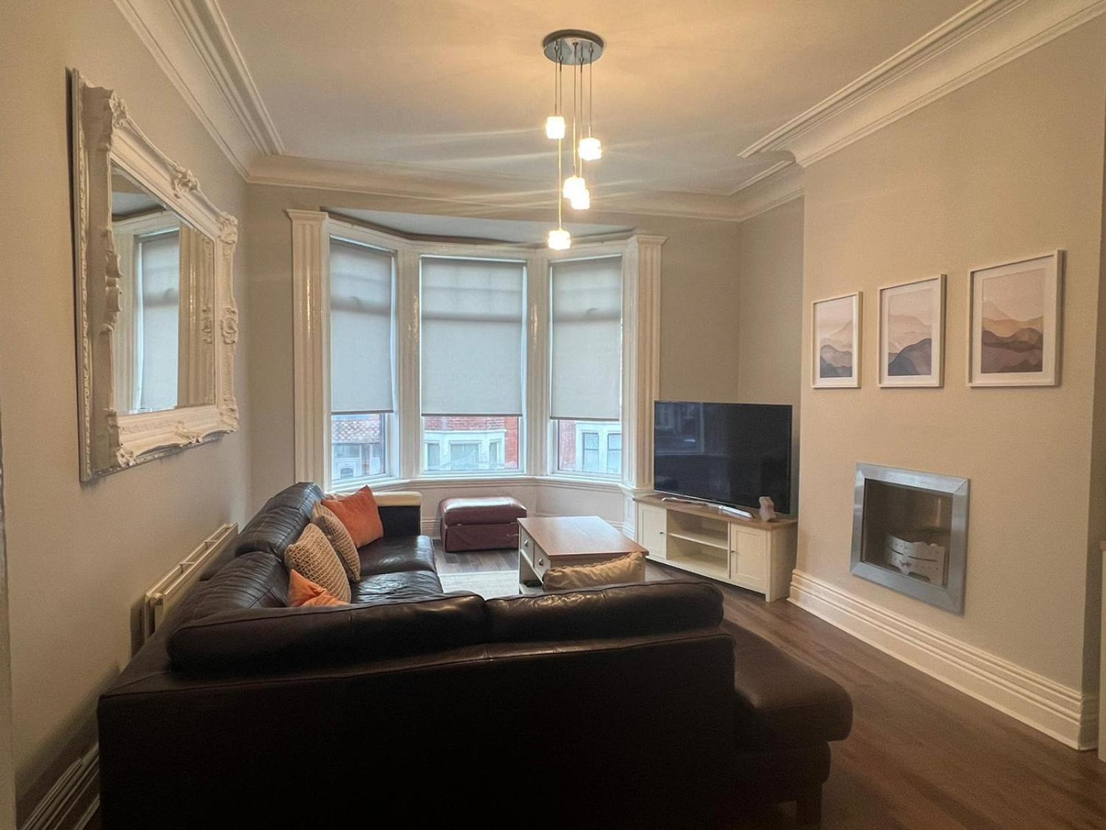 3 Bedroom Property Close To Beach 南希尔兹 外观 照片